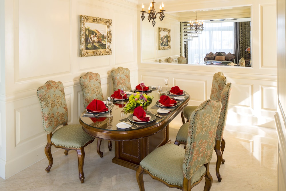 Heritage Duplex Suite
