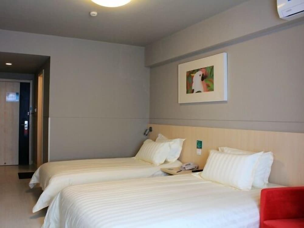 Twin Room (B) photo 3