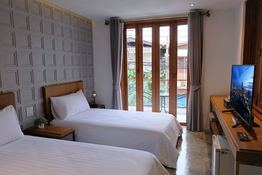 Deluxe Twin Room photo 1