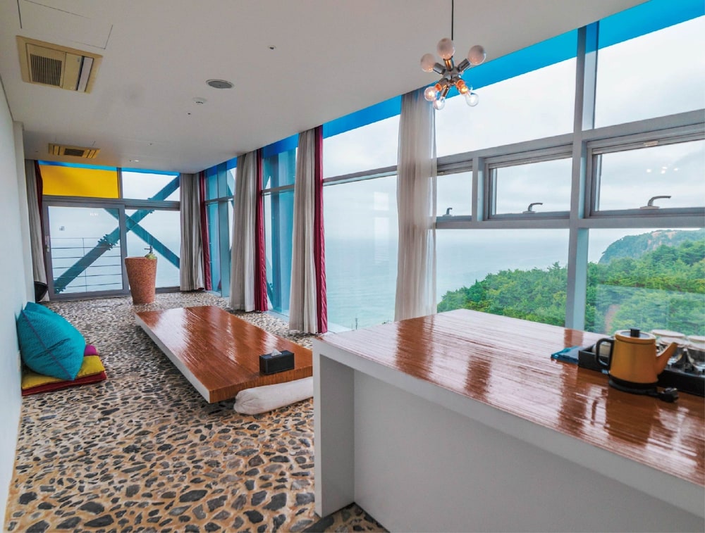 Executive Room photo 2