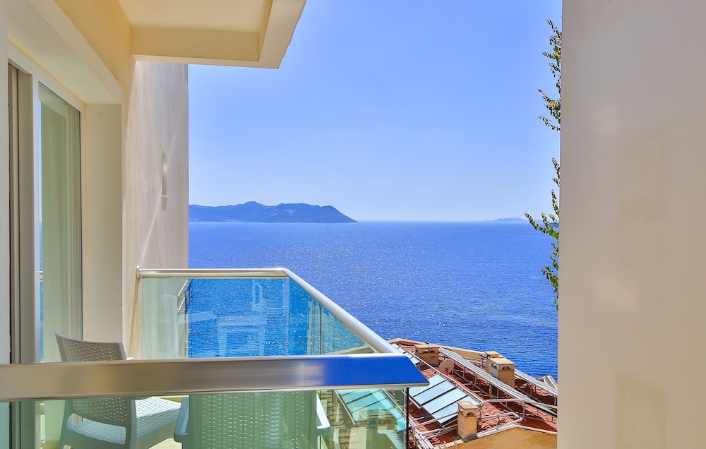 Twin Room, Partial Sea View photo 3