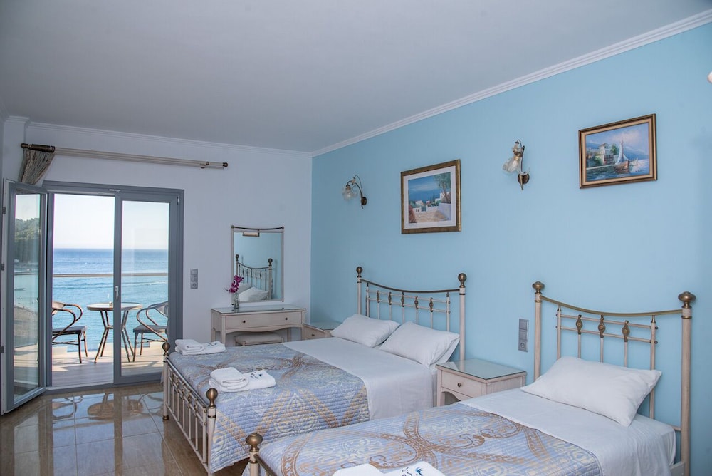 Tripla Superior, vista mare