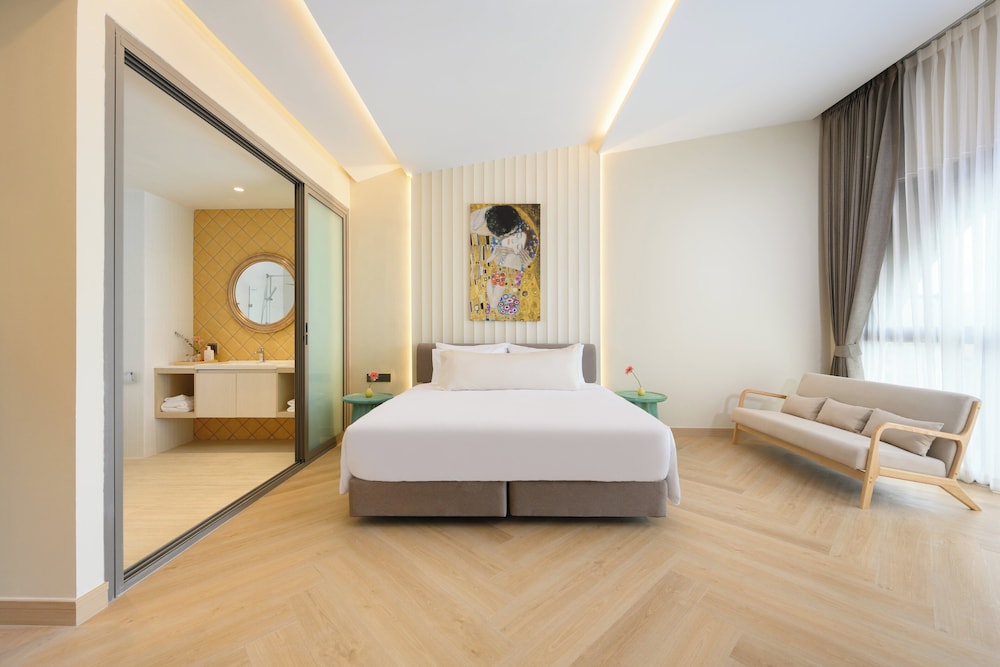 Available room