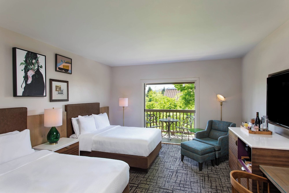 Premier Room, 2 Double Beds (Mobility Accessible, Tub) - Photo 1