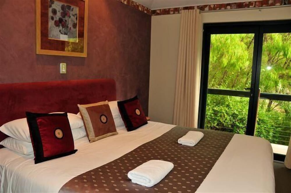 Luxury Spa Cottage With Lake View photo 1