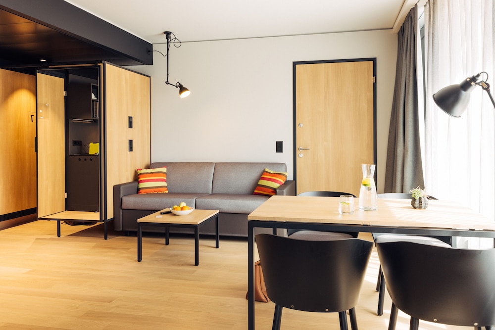 Apartment - Photo 8