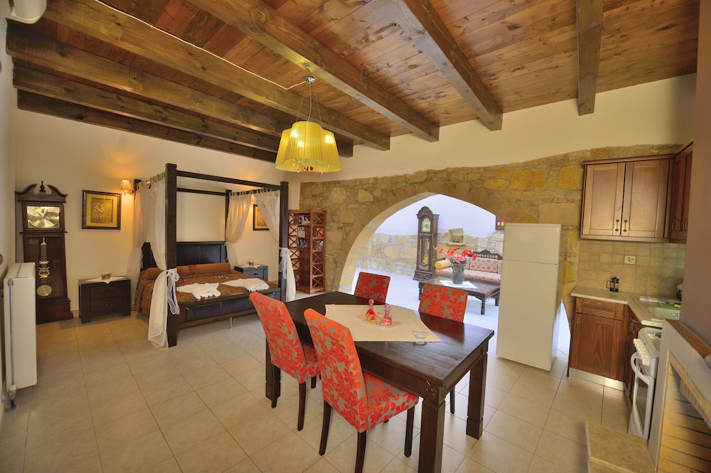 Comfort Villa, 2 Bedrooms, Mountain View (Kamelia) photo 2