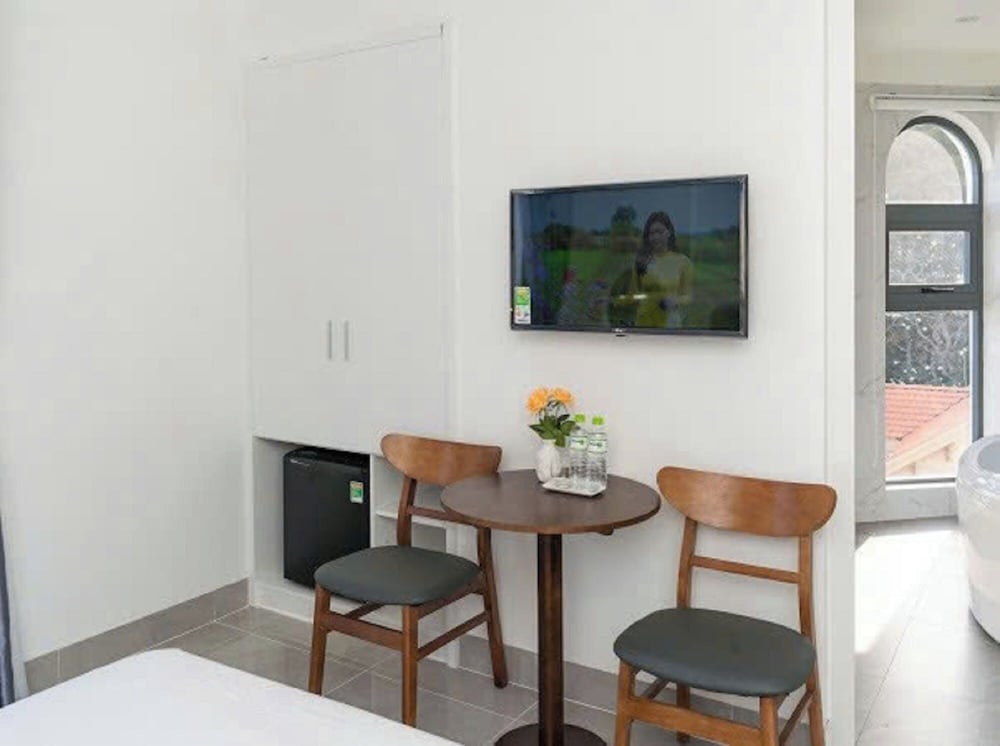 Deluxe Double Room with Balcony photo 2