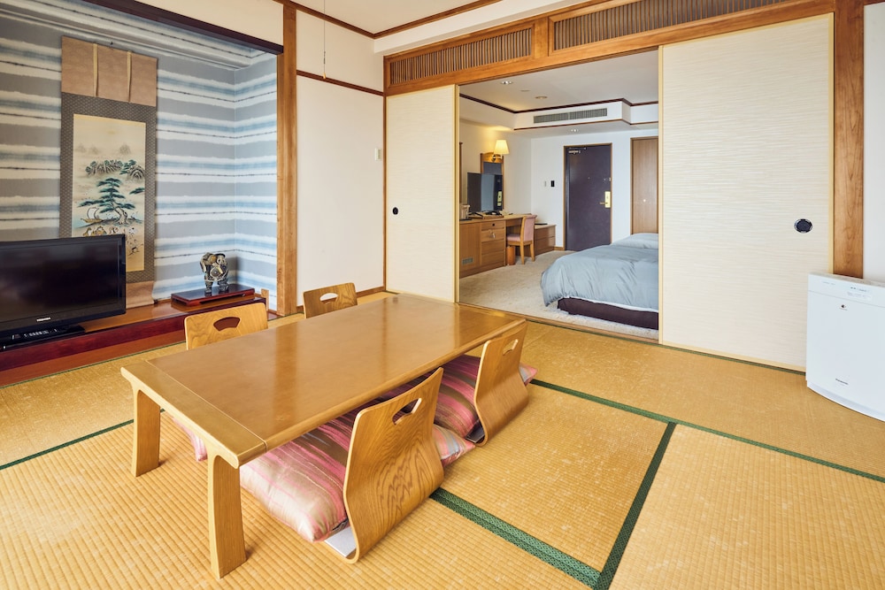 Deluxe Twin Room, Non Smoking, Ocean View photo 3