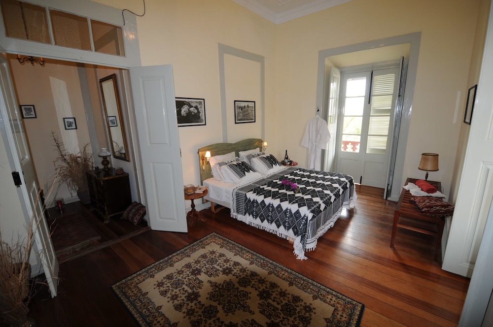 Room 2 - With private bathroom outside - Second Floor photo 3