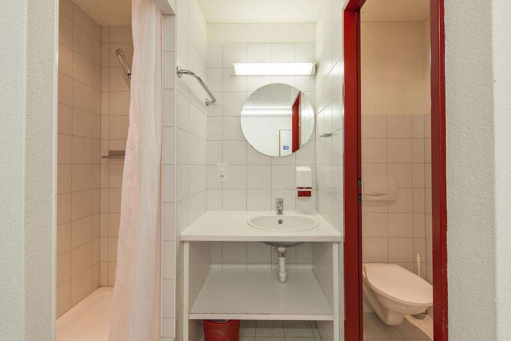 Shared Dormitory (4 people) photo 3