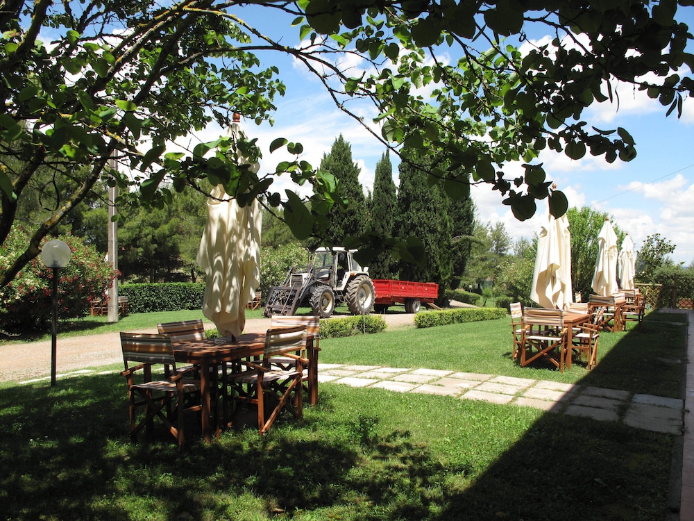 Apartment, 1 Bedroom, With Garden photo 3
