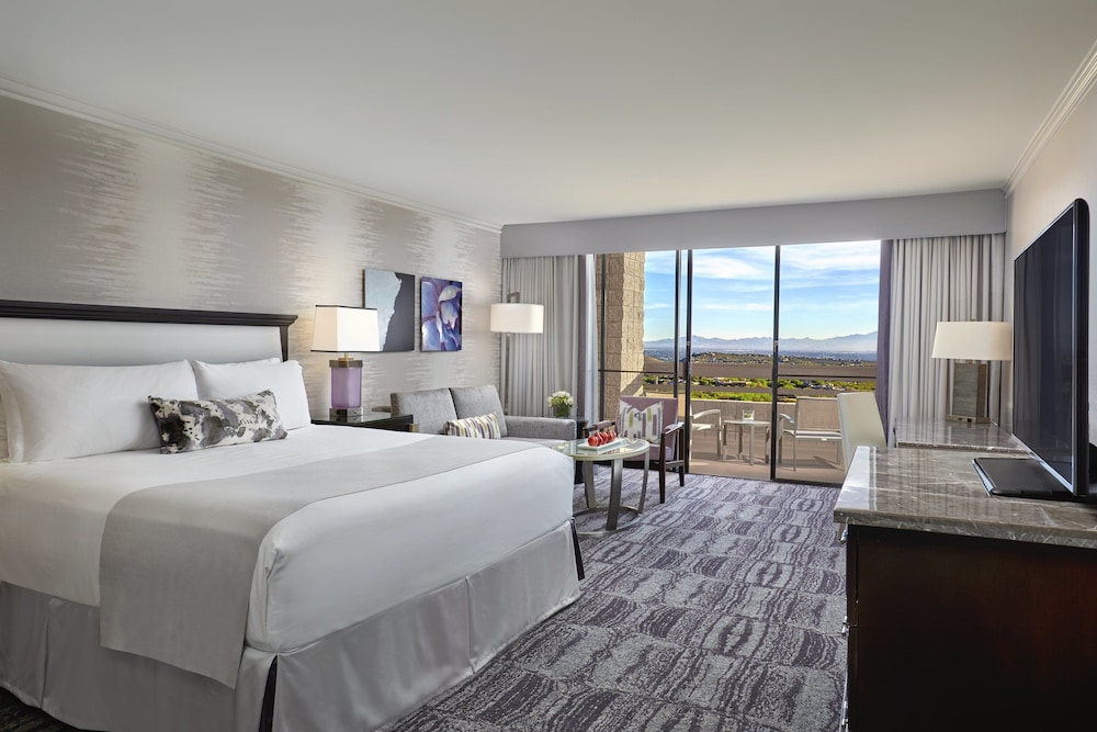Room, 1 King Bed, Patio (Ventana) - Photo 3