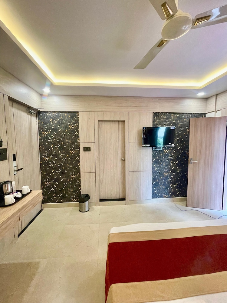 Superior Triple Room photo 1