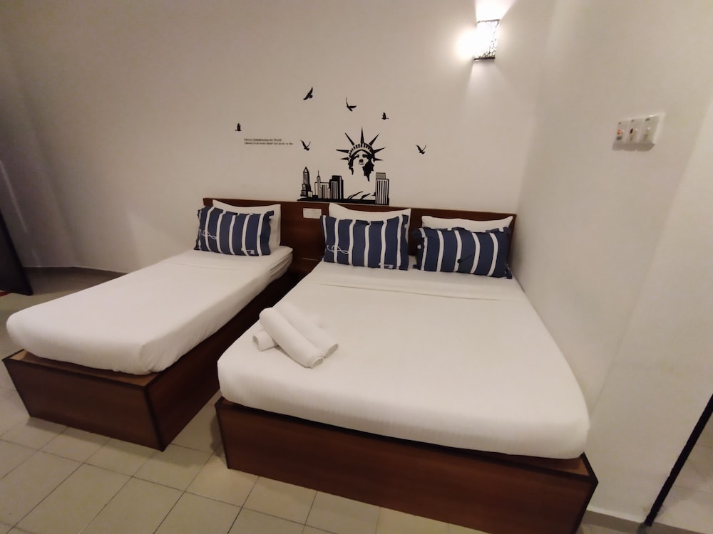 Standard Triple Room photo 3