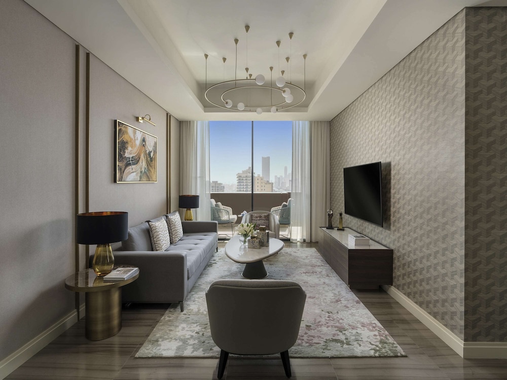 Deluxe Room, 1 Bedroom, Terrace thumbnail 6