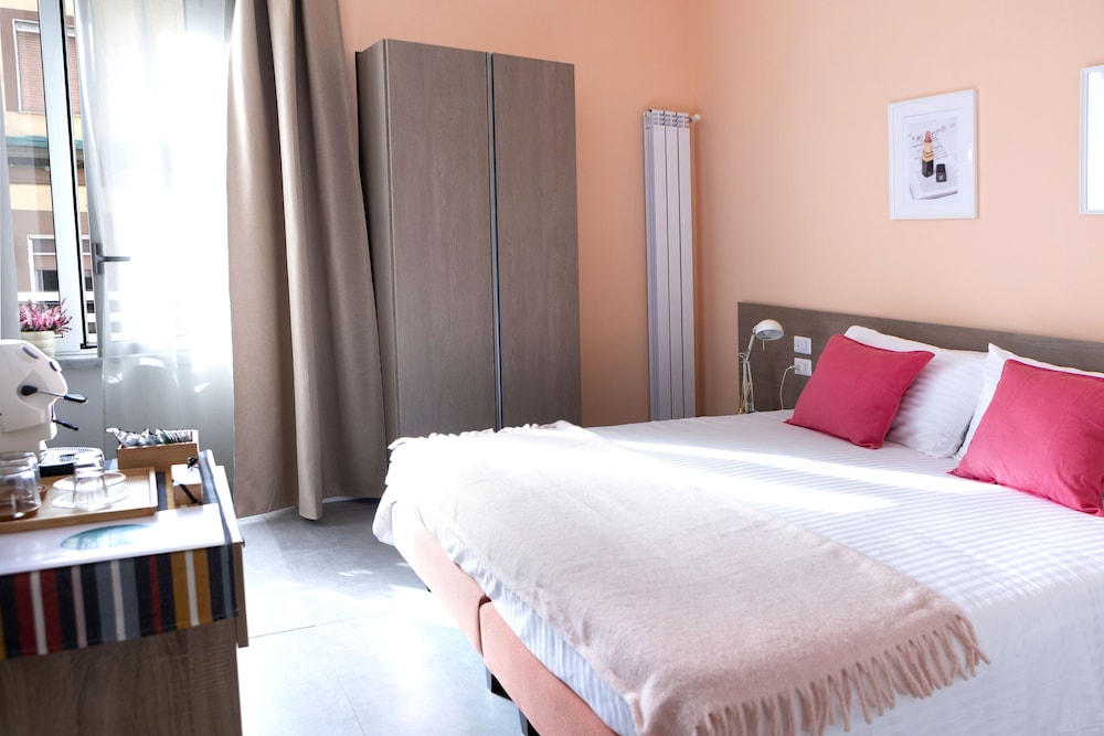 Standard Double Room, City View