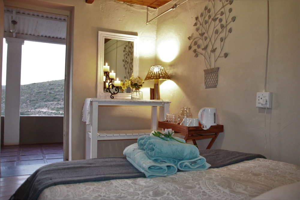 Basic House, River View, Lakeside photo 3