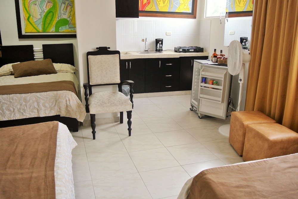 Quadruple Room photo 3