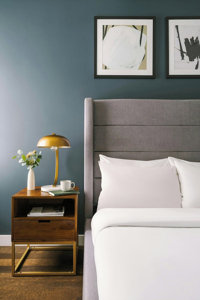 Studio, 1 King Bed