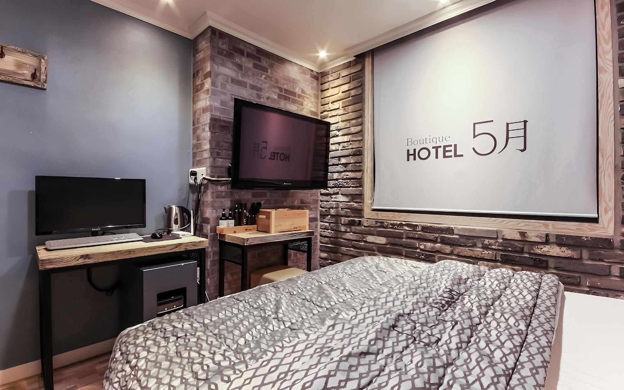 Room (Standard (high-quality bedding/new ai) photo 2