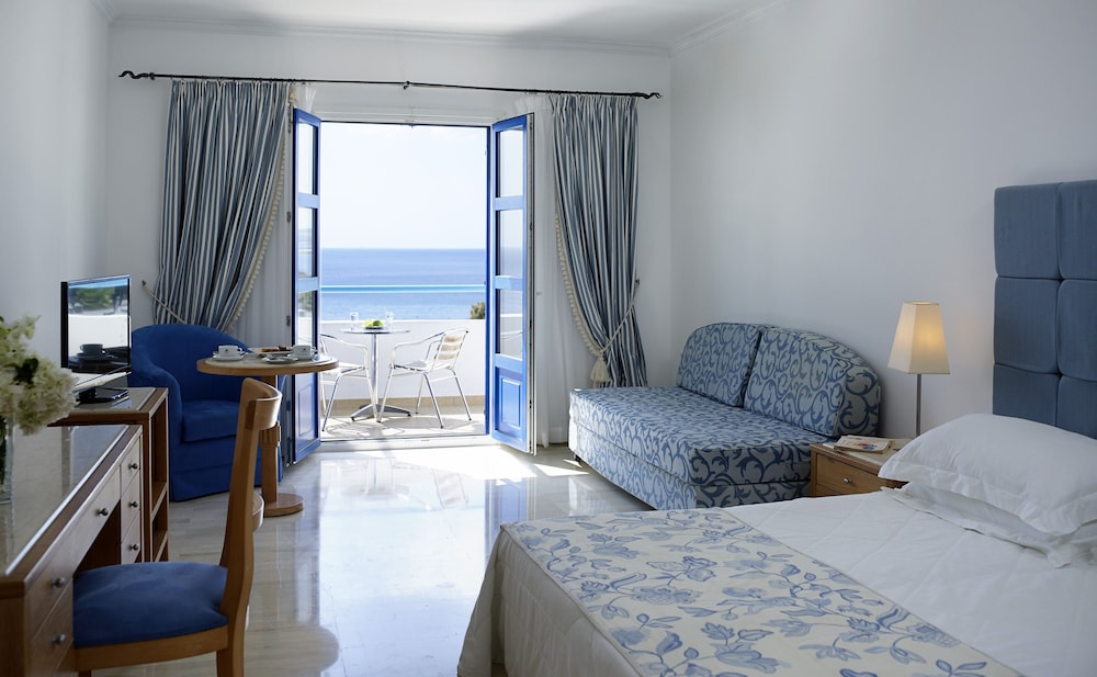Twin Room, Sea View - Photo 5
