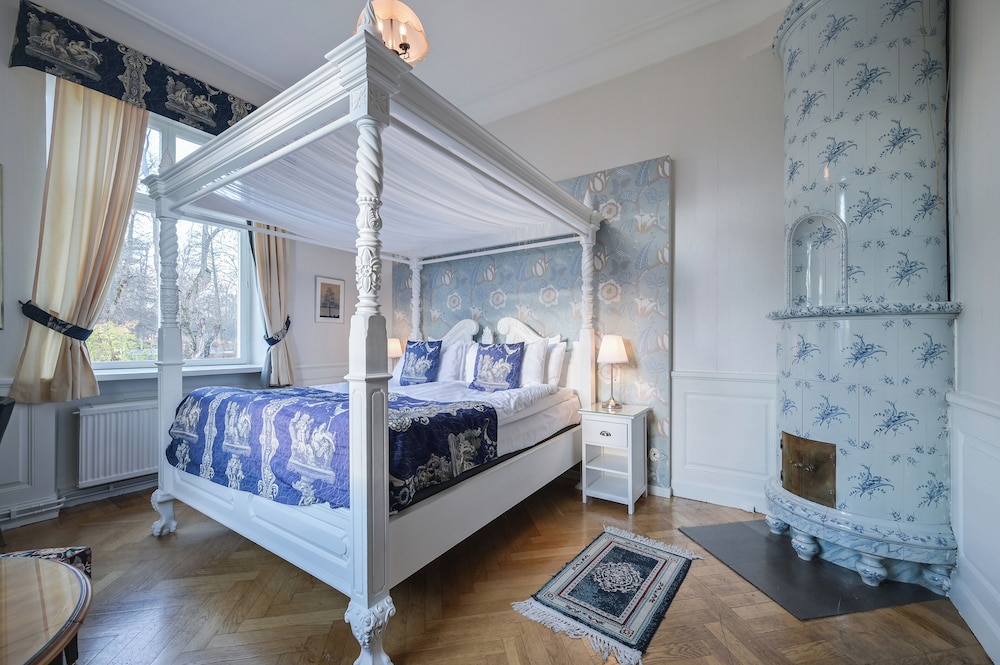 Double Room (150m from the Mansion) photo 3