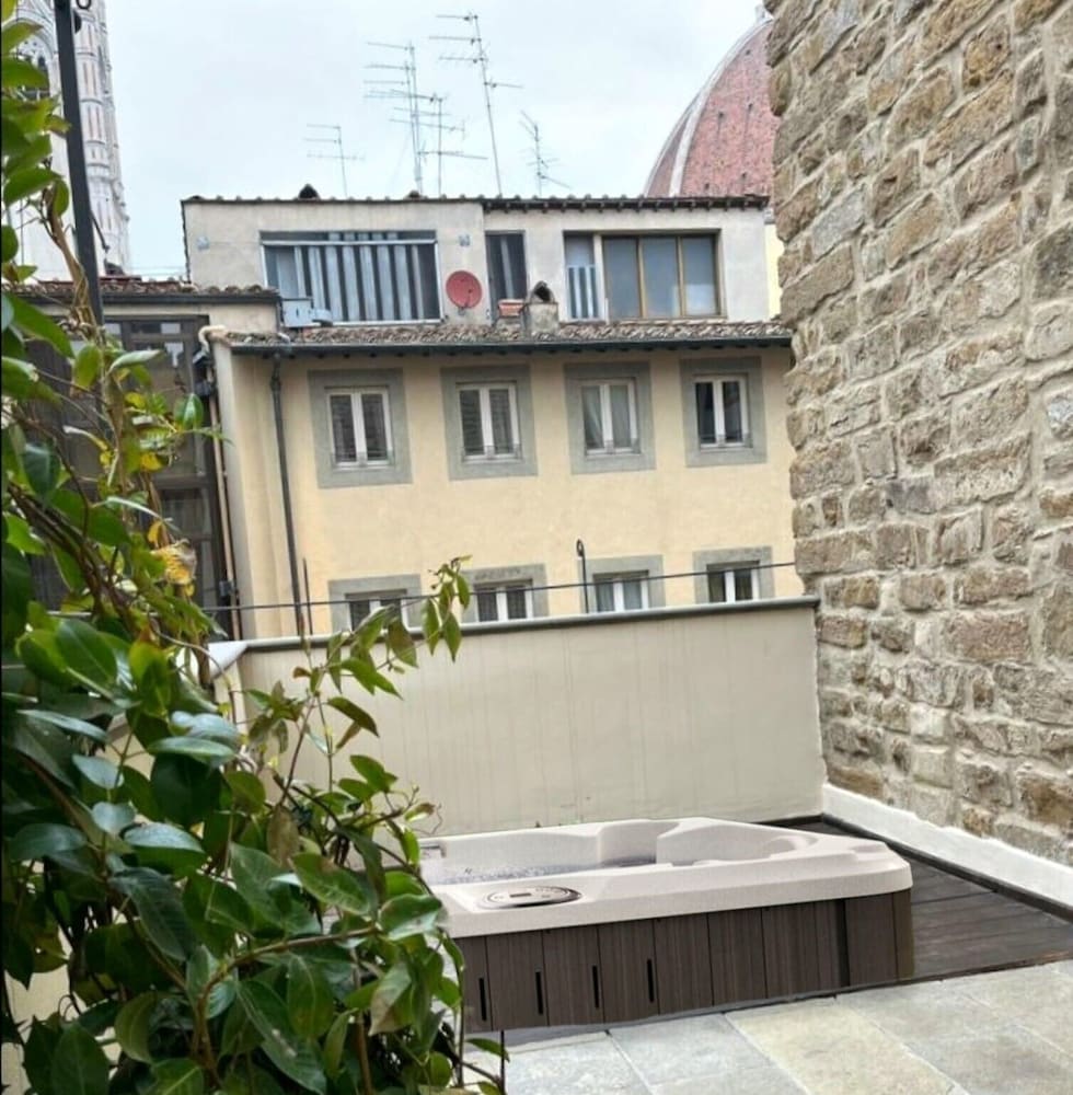 Exclusive Suite, 1 Bedroom, Terrace, City View (Buonarroti)
