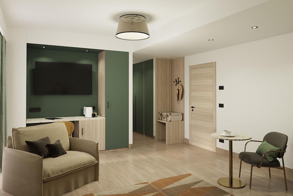 Executive Room, 1 King Bed, Non Smoking (Living Room;with Sofabed) - Photo 5