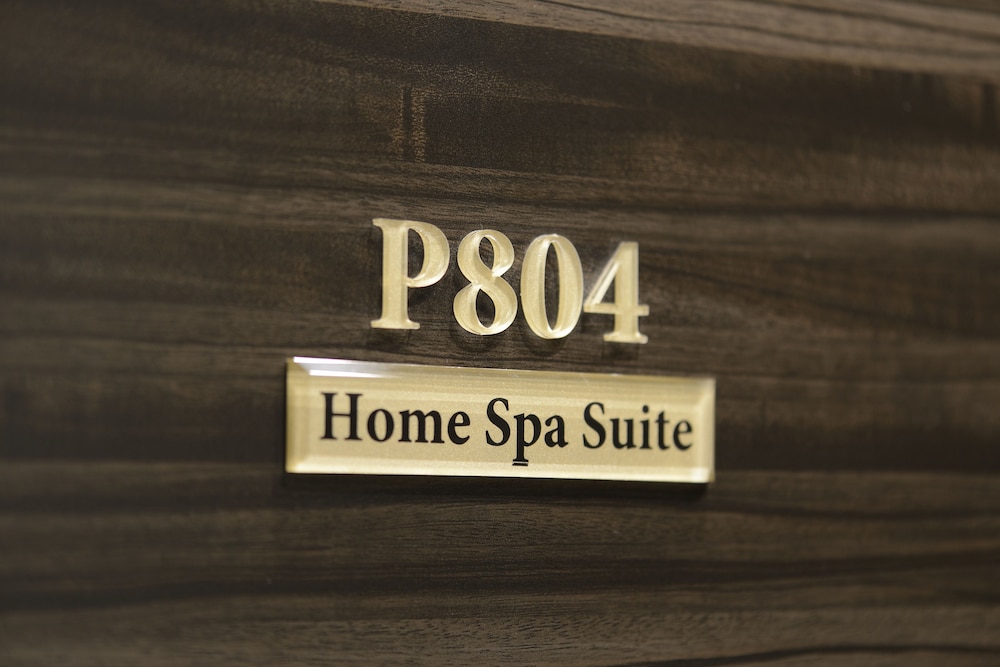 Collaboration Suite Room - Photo 4