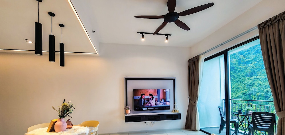 Deluxe Suite, 2 Bedrooms - Photo 3