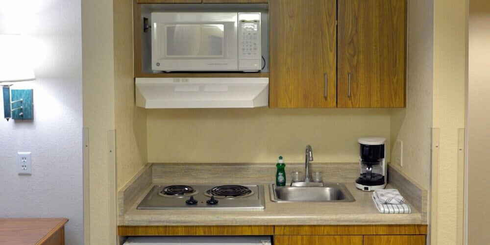 Deluxe Studio Suite, 1 King Bed, Non Smoking