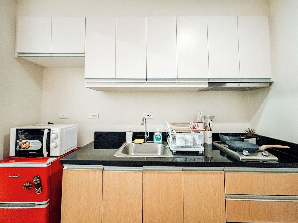 Studio, 1 Bedroom, Balcony