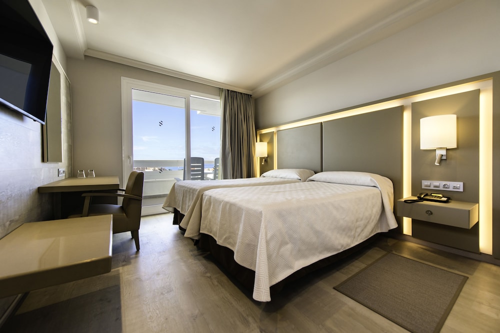 Double Room Single Use, Balcony, Pool View