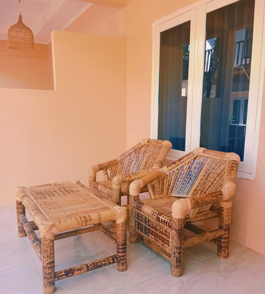 Royal Double Room, 1 Bedroom, Non Smoking, Pool View - Photo 3