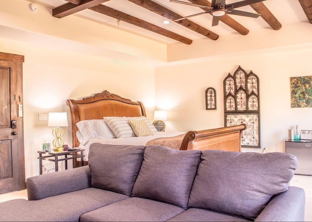 Pinon Pine (Deluxe 2 Queen Suite, Courtyard View) photo 3