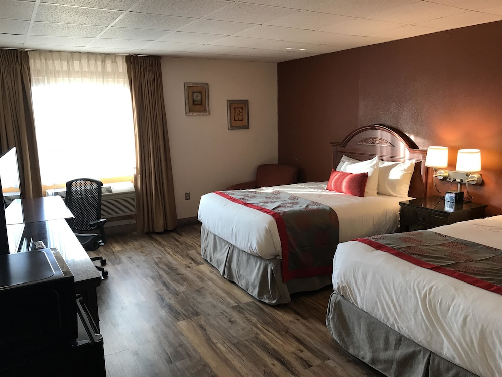 Room, 2 Queen Beds, Non Smoking photo 2