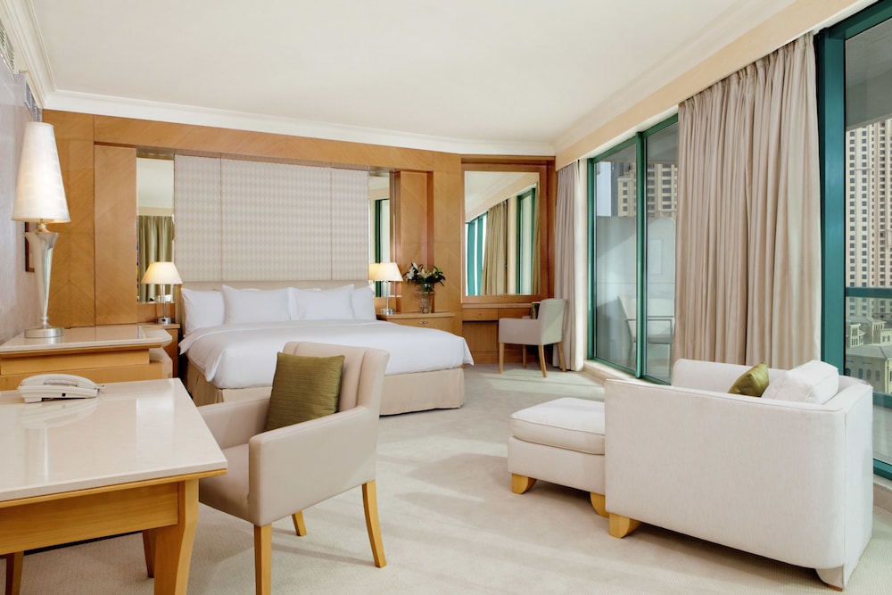 Panoramic Suite, 1 King Bed, Sea View