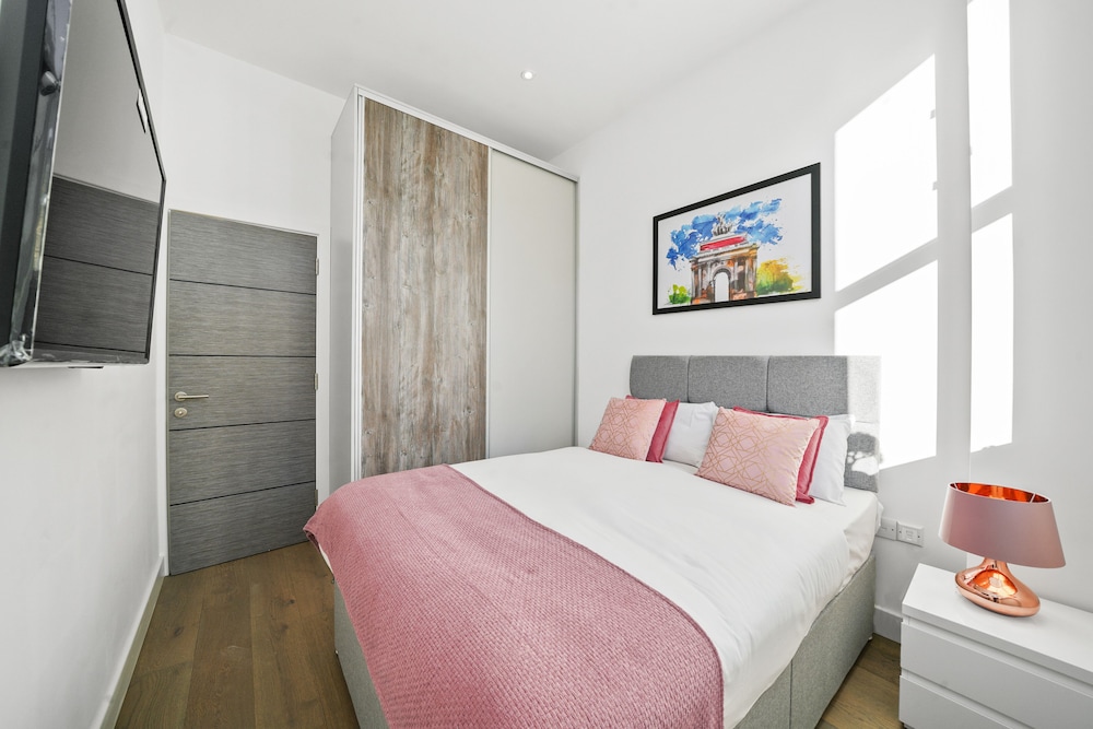 Deluxe Apartment, 1 Bedroom, City View photo 1