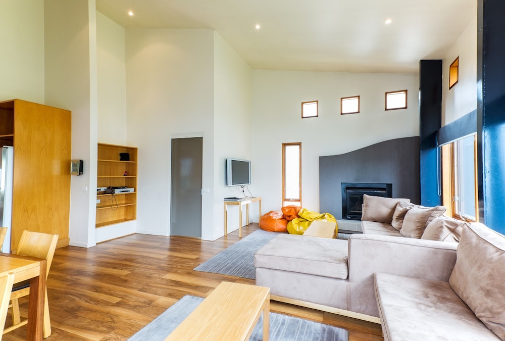 Four Bedroom - Black Diamond