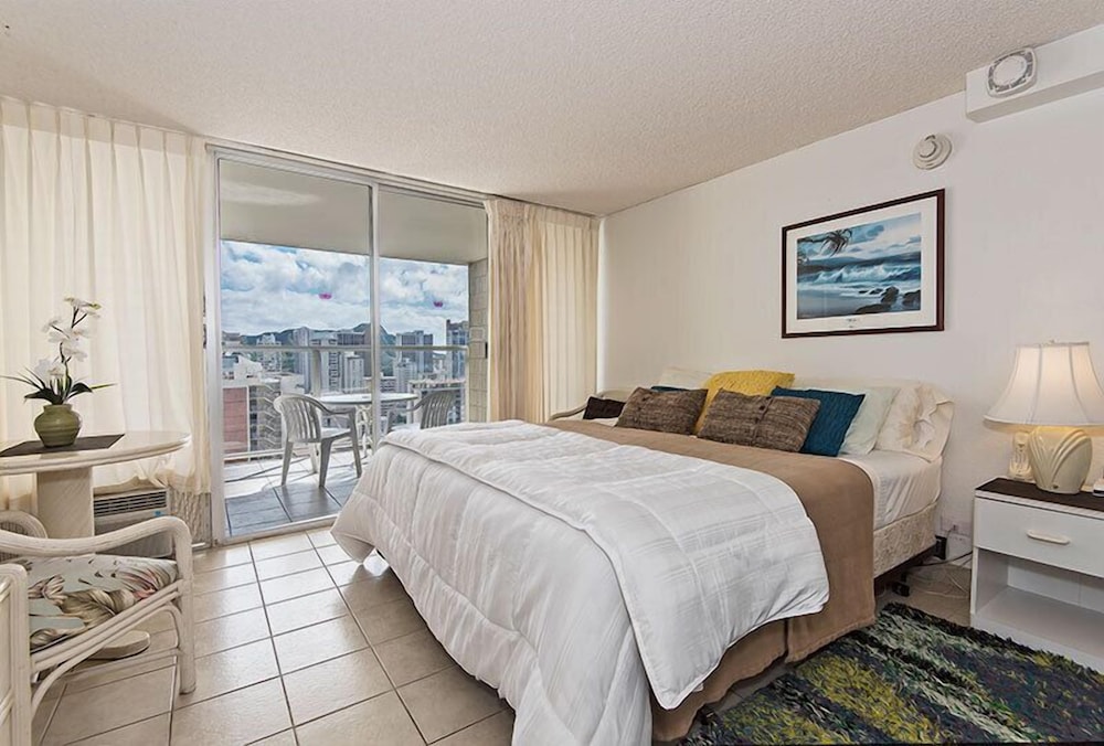 Romantic Studio, 1 King Bed, Ocean View, Sea Facing