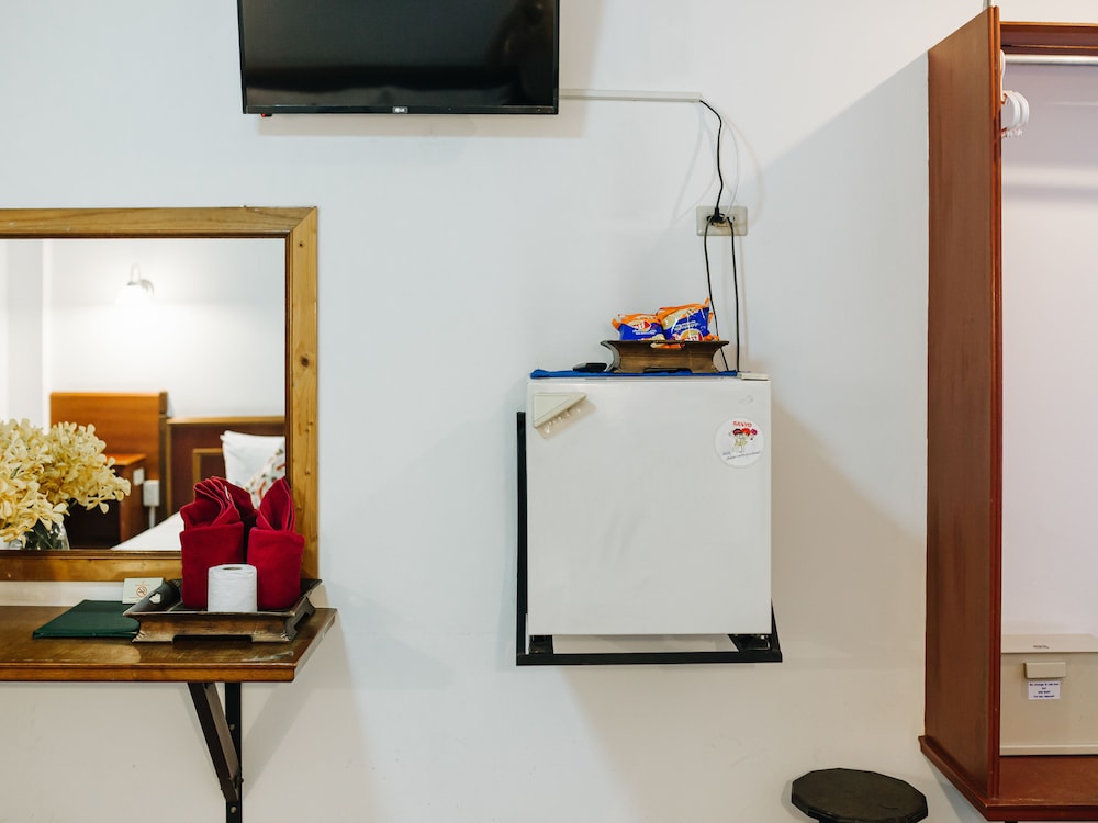 Small Room (no Balcony) - Photo 12