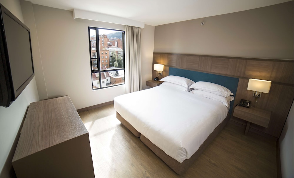 Suite, One King Bed, Non-Smoking - Photo 1