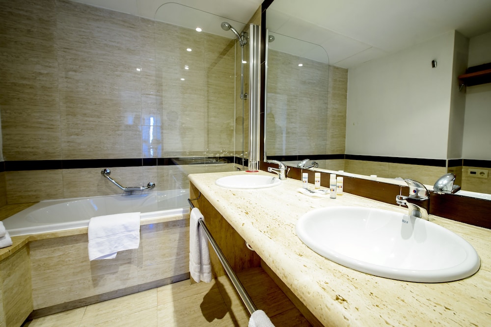 Executive Double Room, Terrace - Photo 8