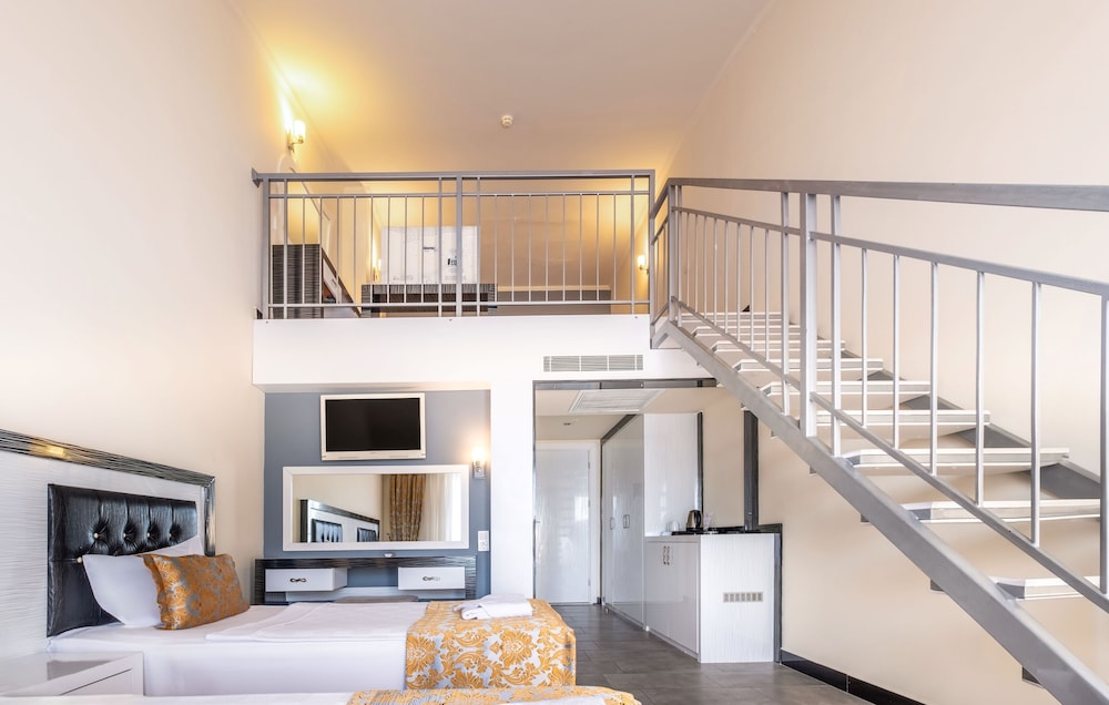 Family Duplex thumbnail 6