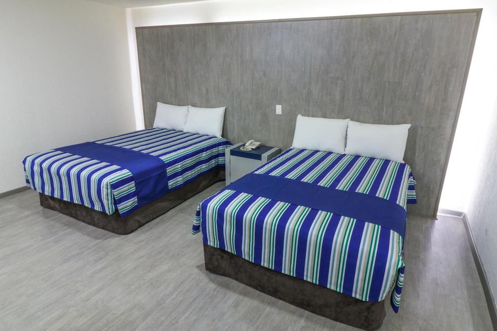 Superior Double Room, 2 Double Beds photo 2