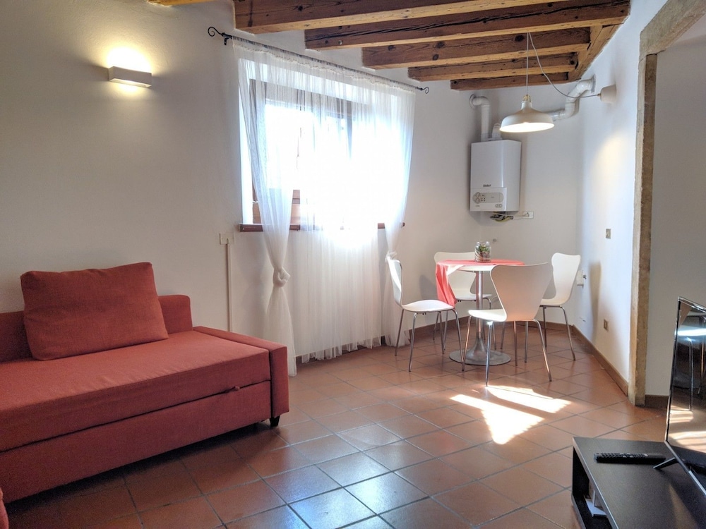 Standard Apartment, 1 Bedroom (vicolo dietro Santissimi Apostoli 3)