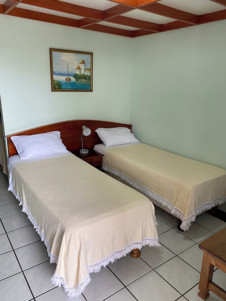 Standard Quadruple Room photo 1