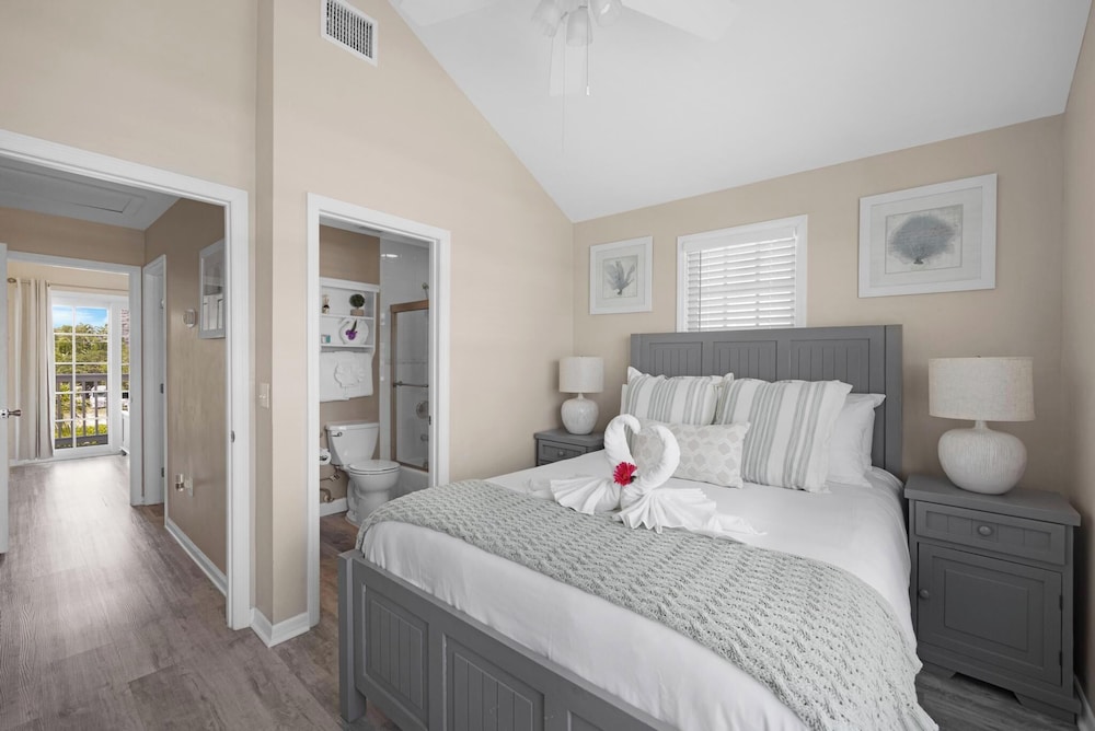 Townhome photo 2