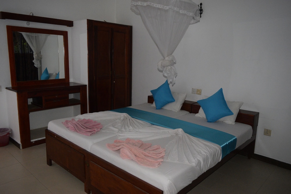Standard Room (Non Ac) photo 3